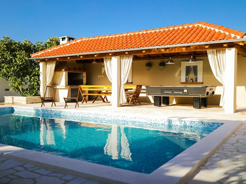 Attractive Villa in Pridraga With Swimming Pool