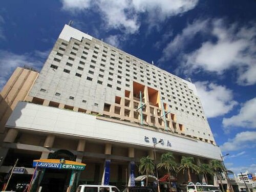 Внешний вид отеля Hotel Route-Inn Naha Tomariko в Нахе, фото 1