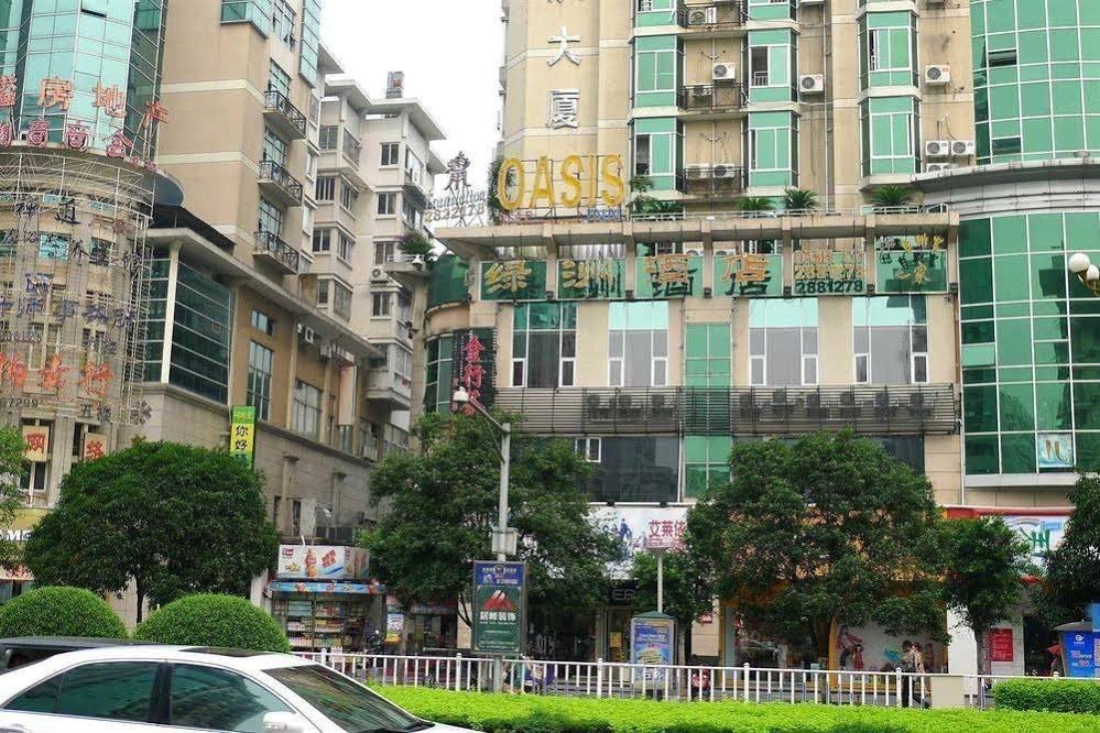 Фото отеля 1