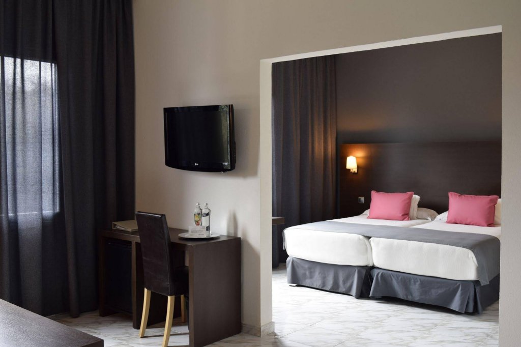 Фото Sercotel Hotel Parque