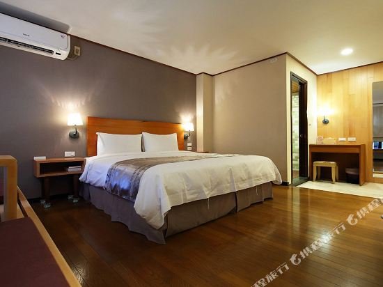 Фото Cypress House