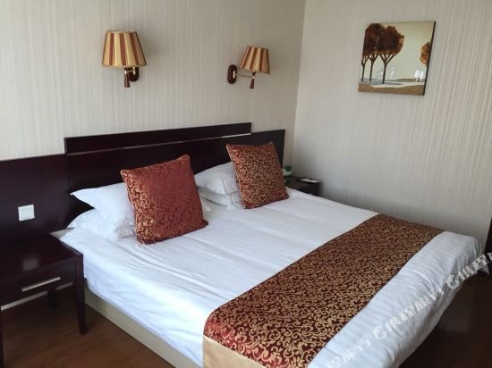 Фото Overseas Chinese International Hotel