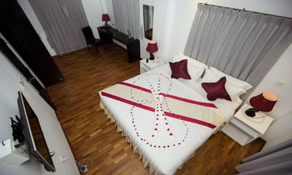 Фото Wh Hotel & Service Apartment