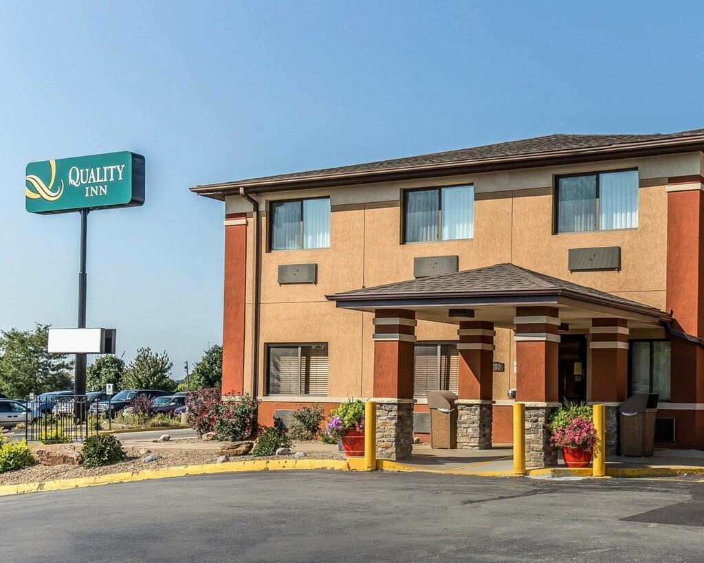 гостиница - Quality Inn at Collins Road - Cedar Rapids - Сидар‑Рапидс, фото...