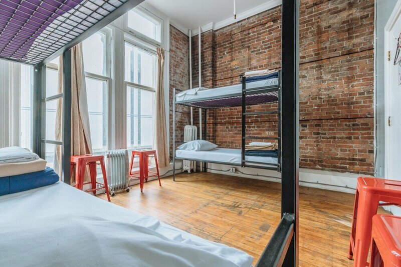 Гостиница Cambie Hostel Gastown в Ванкувере