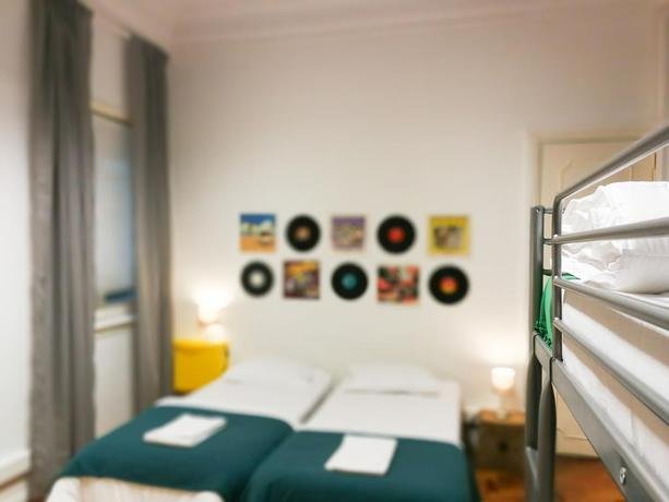 Фото Castilho 63 Hostel and Suites