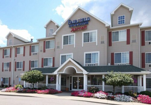 Гостиница Fairfield Inn and Suites by Marriott Wheeling St Clairsville
