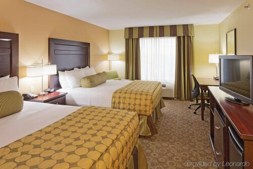 Гостиница Highland Suites