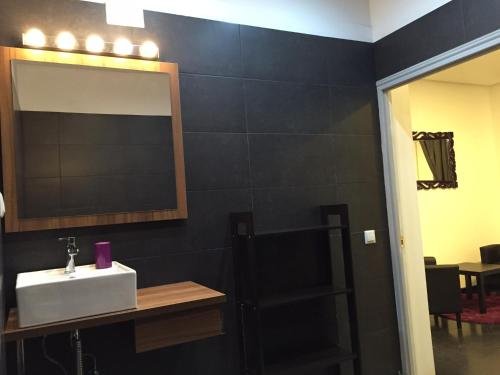 Фото Flats Friends Plaza de la Reina