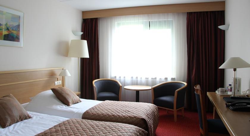 Фото Bastion Hotel Bussum Hilversum