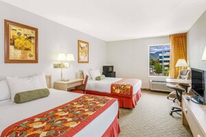 Гостиница Ramada by Wyndham Salt Lake City