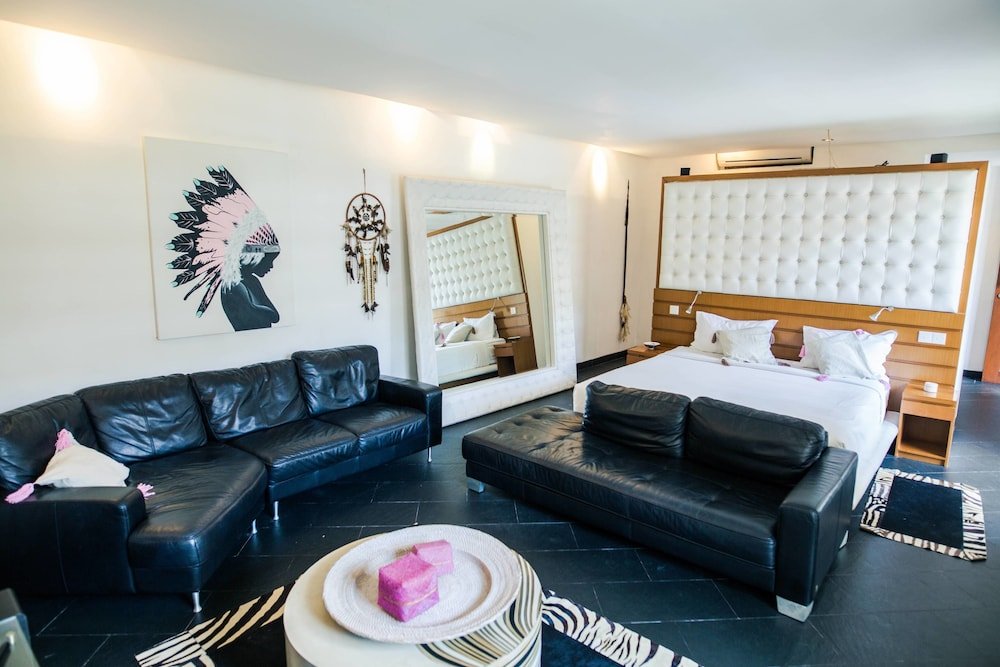 Фото Villa Karishma