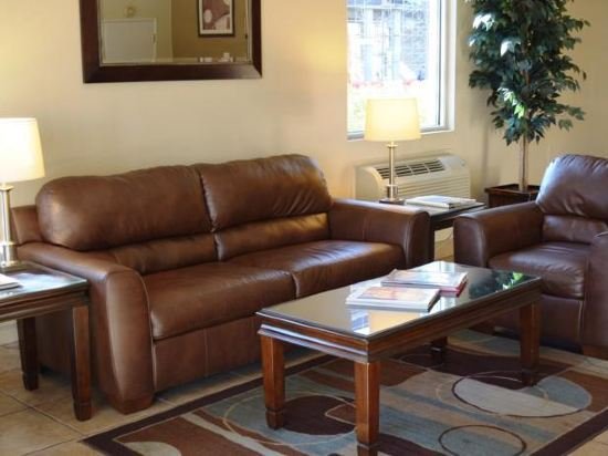 Фото Super 8 by Wyndham Tempe/ASU/Airport