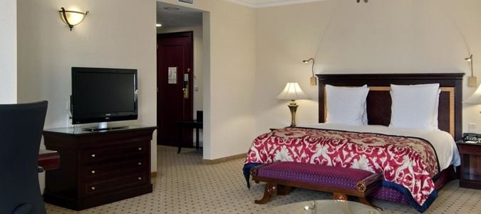 Фото Hilton Antwerp Old Town