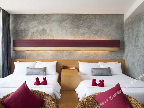 Фото The Now Hotel