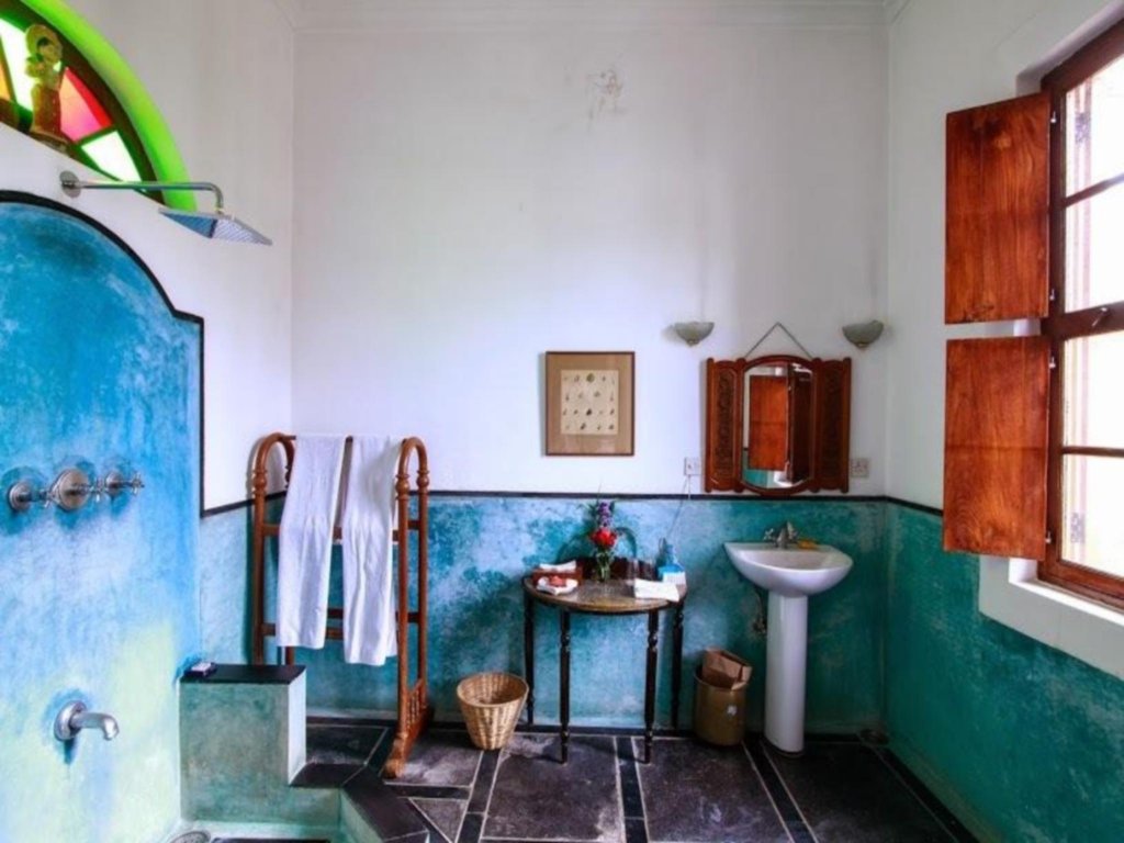 Фото Hotel De L'Orient Pondicherry