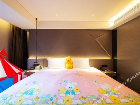 Фото Mercure Harbin Central Street Sophia Church