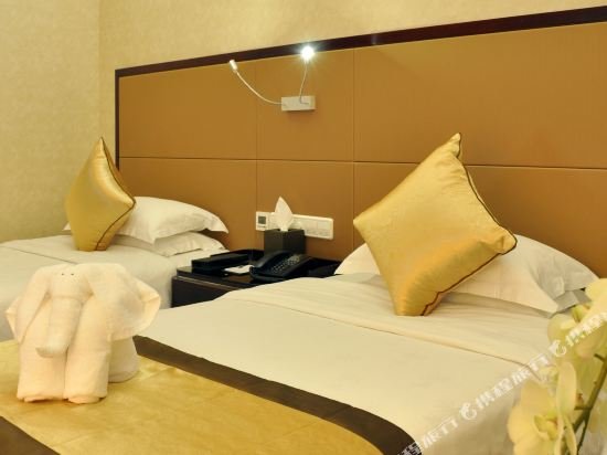 Фото Conifer Garden Hotel