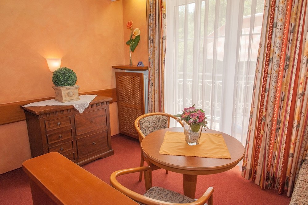 Фото Parkhotel Bad Faulenbach