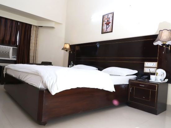 Фото Hotel Pancham Continental