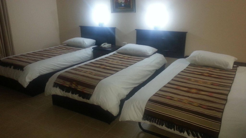 Фото Delilah Hotel