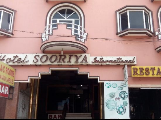 Фото Hotel Soorya International