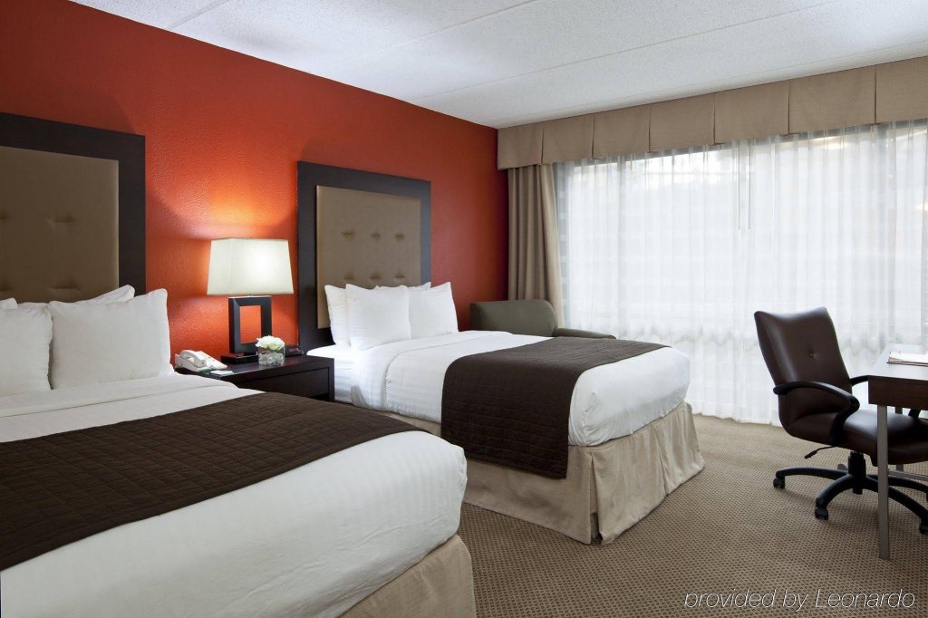 Фото DoubleTree by Hilton Hotel Austin Northwest Arboretum