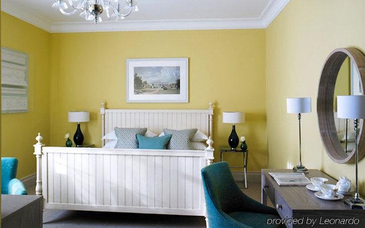 Фото The Woburn Hotel