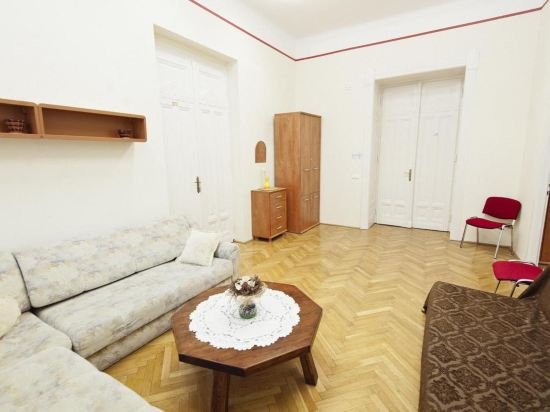 Фото Guest Rest Studio Apartments