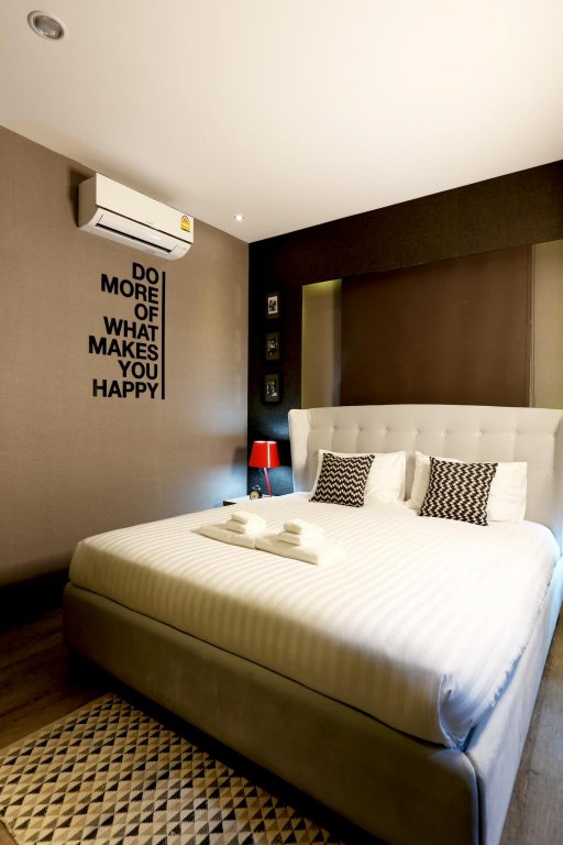 Фото The Printing House Poshtel Bangkok