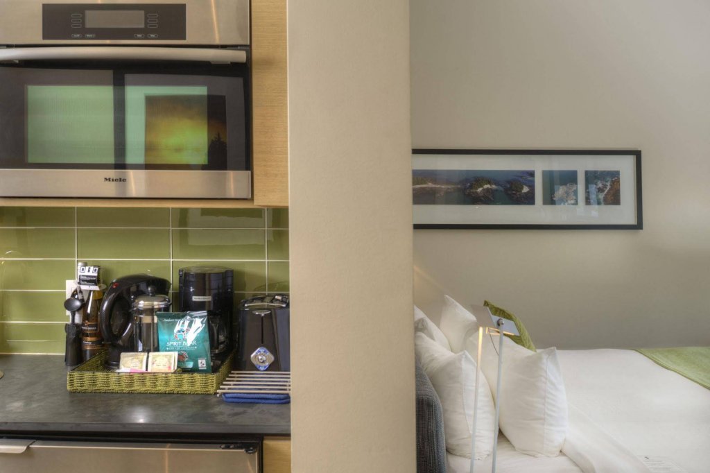 Фото Black Rock Oceanfront Resort