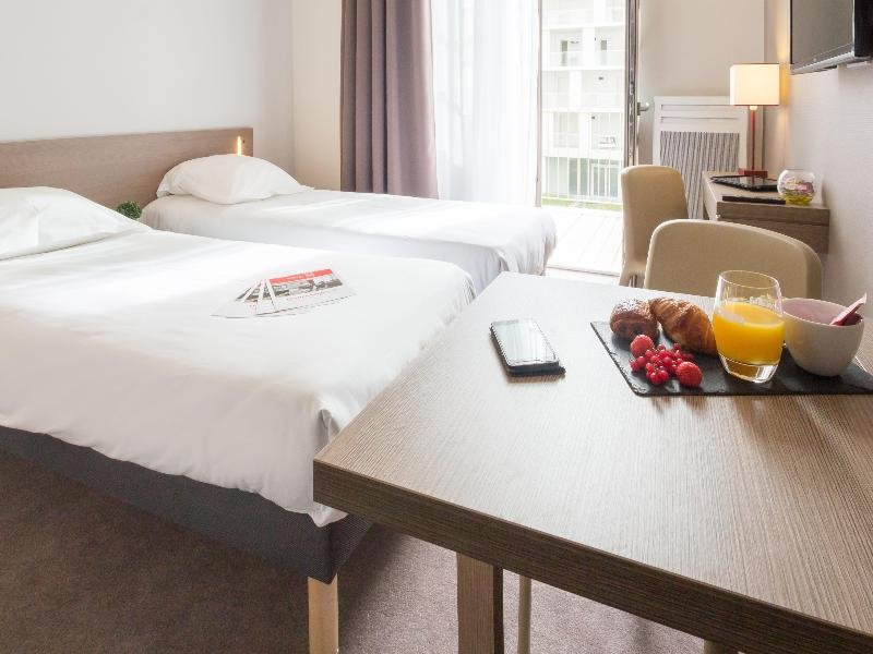 Фото Appart'City Confort Reims Centre