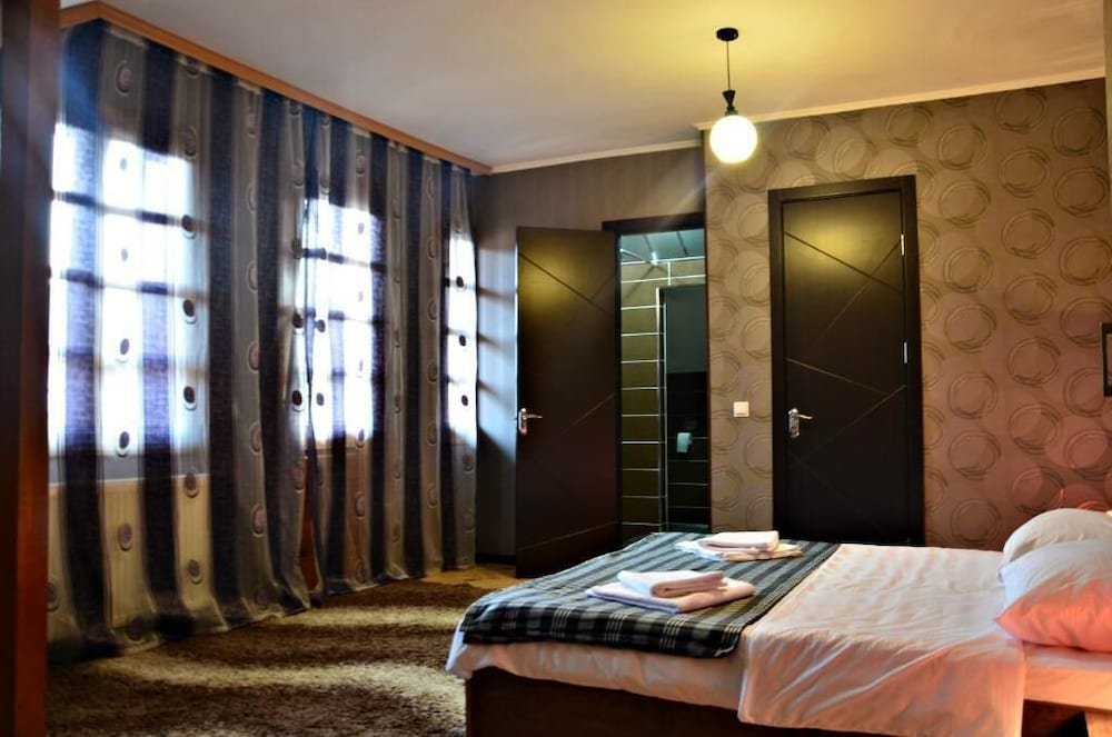 Фото Hotel Old Villa Metekhi