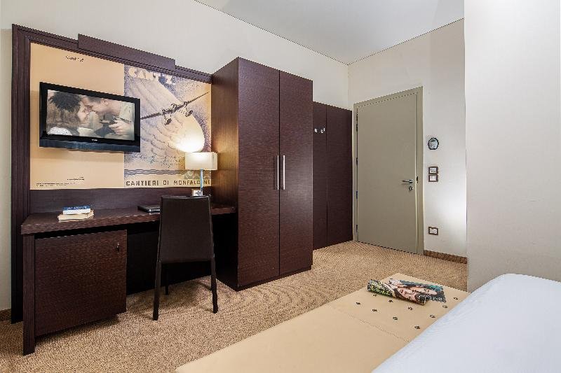 Фото Europalace Hotel