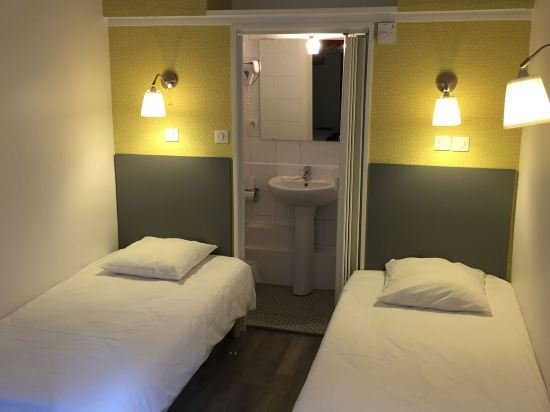 Фото Au Patio Morand Hotel