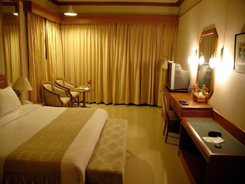 Фото Eurasia Cha-Am Lagoon