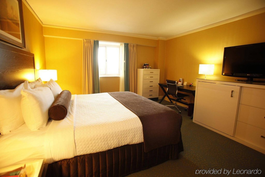 Фото Crowne Plaza Cabana, Palo Alto, an Ihg Hotel
