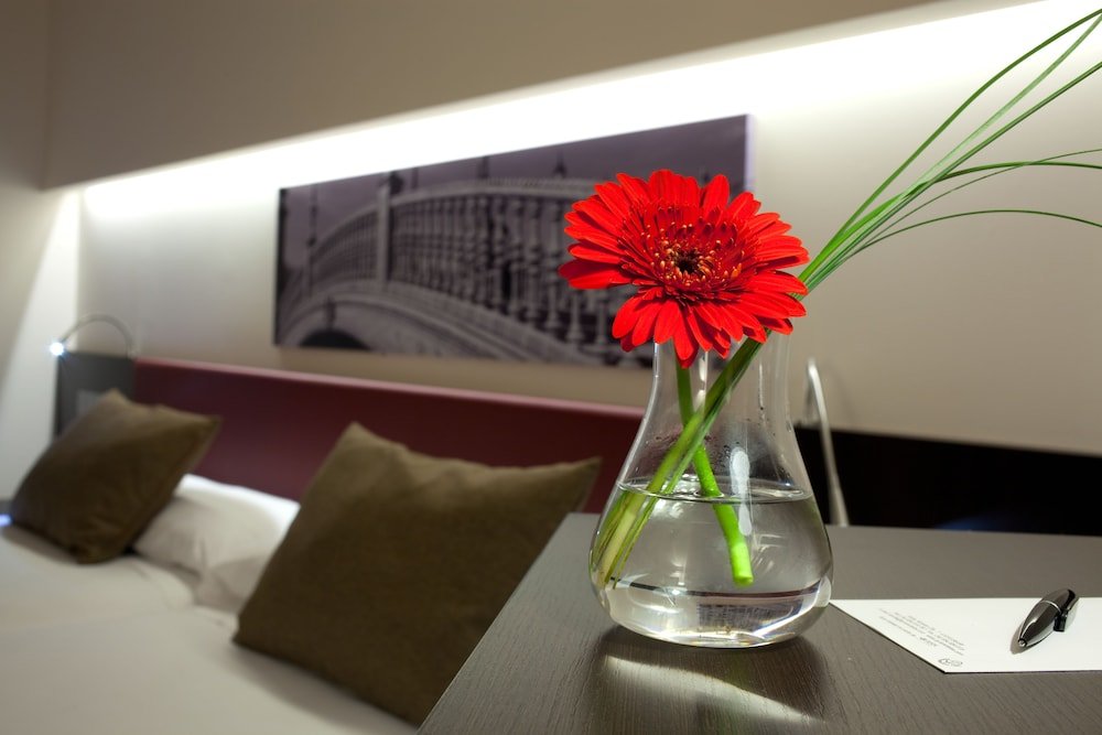 Фото Ayre Hotel Sevilla