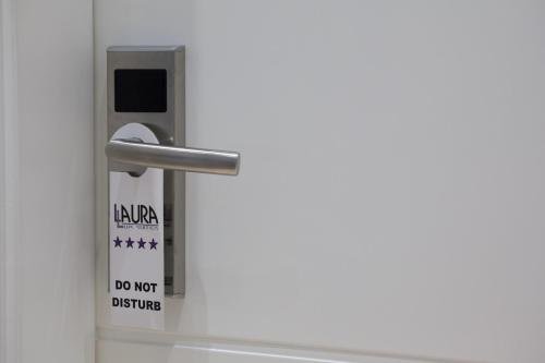 Фото Laura Lux Suites