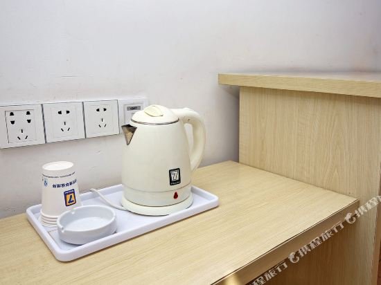 Фото 7 Days Inn Shanghai South Hongmei Road Branch