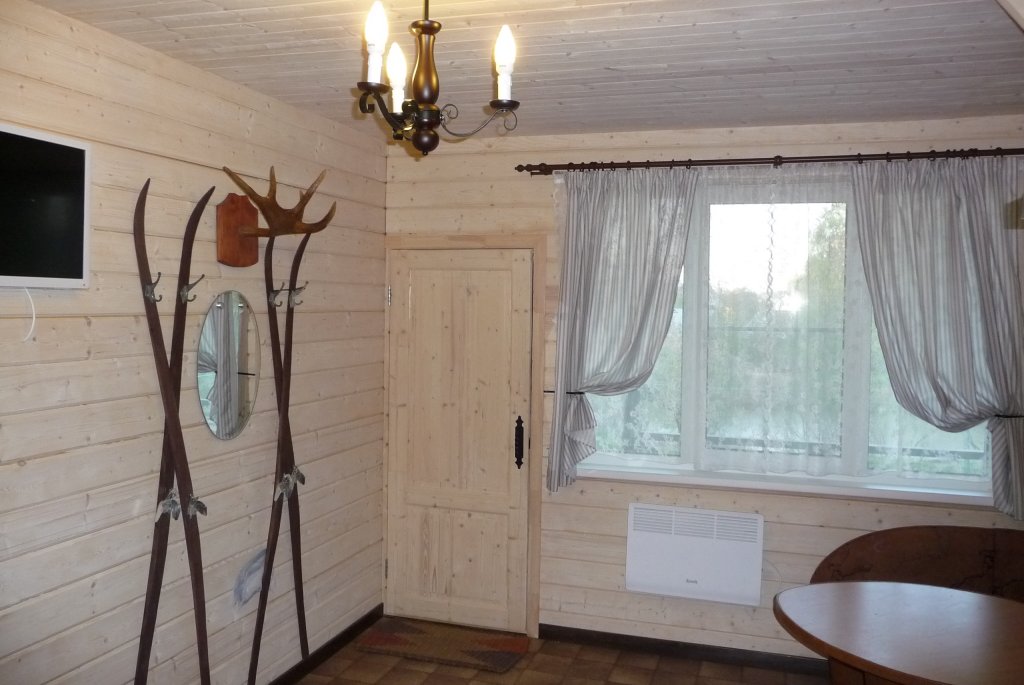 Фото У Пруда