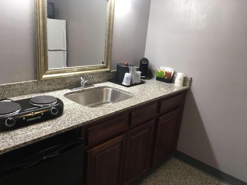 Фото Best Western Plus Portsmouth Hotel & Suites