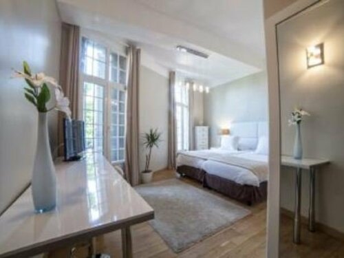 Гостиница Hôtel De France в Эксе-ан-Провансе