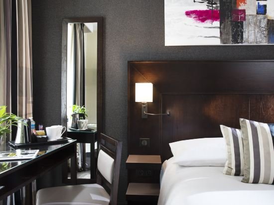 Фото Hotel Albert 1er Paris Lafayette