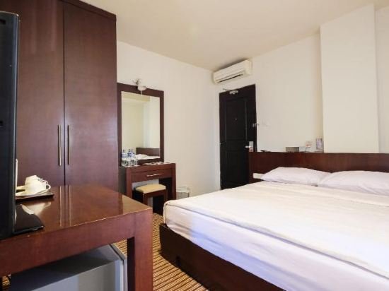 Фото Kenari Tower Hotel
