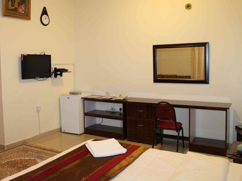 Фото Khasab Hotel