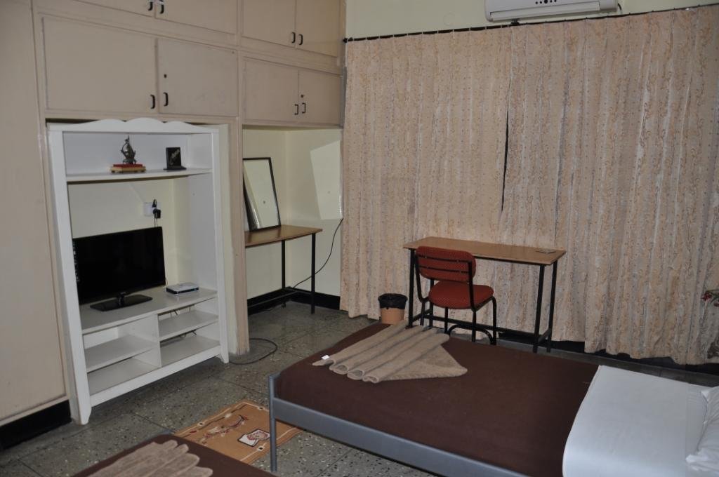 Фото Cosy Banjara Service Apartments & Guest Houses