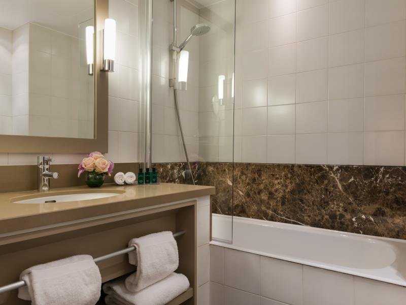 Фото Hotel Le Tourville Eiffel 