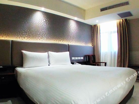 Фото Kdm Hotel