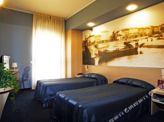 Фото B&b Hotel Milano Portello